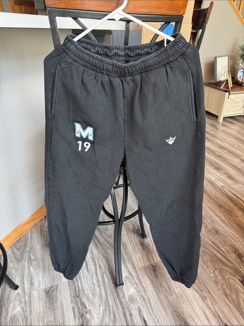 Royalty sweat joggers black